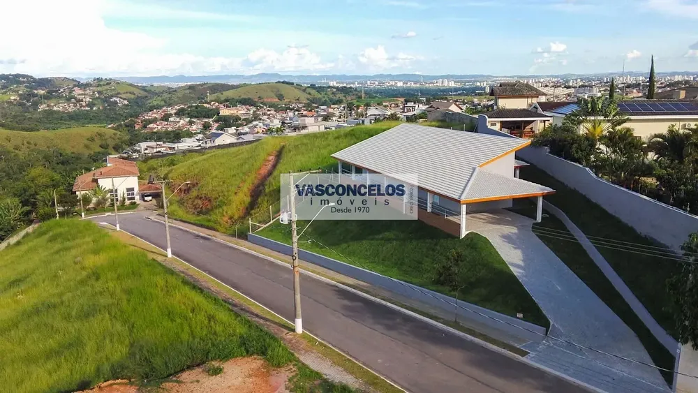 Casa, 3 quartos, 250 m² - Foto 1