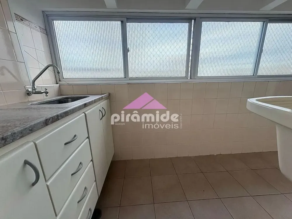 Apartamento, 4 quartos, 215 m² - Foto 1