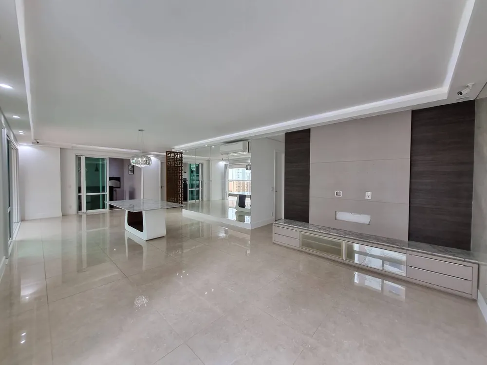 Apartamento, 3 quartos, 236 m² - Foto 3