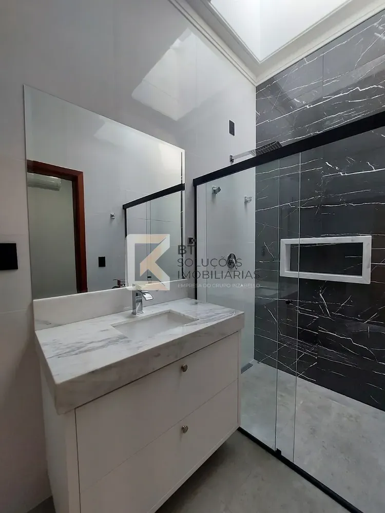 Casa, 3 quartos, 206 m² - Foto 2