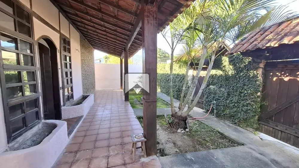 Casa, 3 quartos, 220 m² - Foto 27