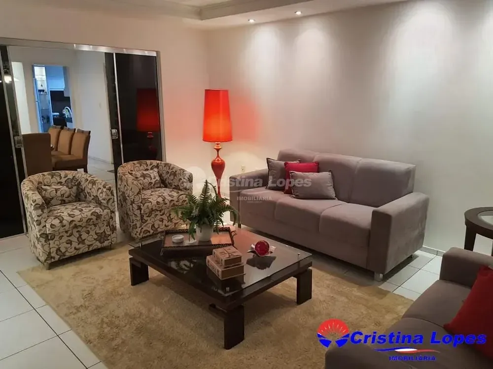 Casa, 3 quartos, 277 m² - Foto 2