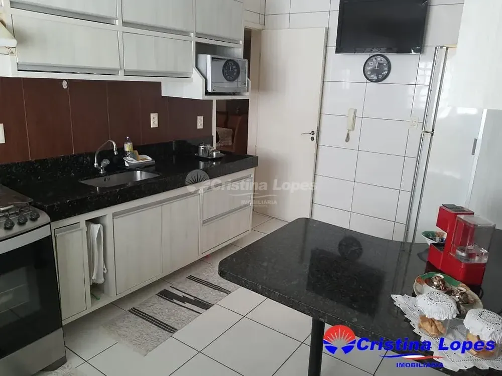 Casa, 3 quartos, 277 m² - Foto 3