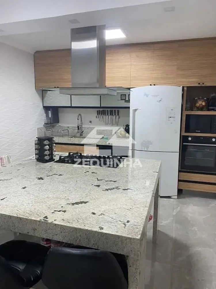 Casa, 2 quartos, 180 m² - Foto 1