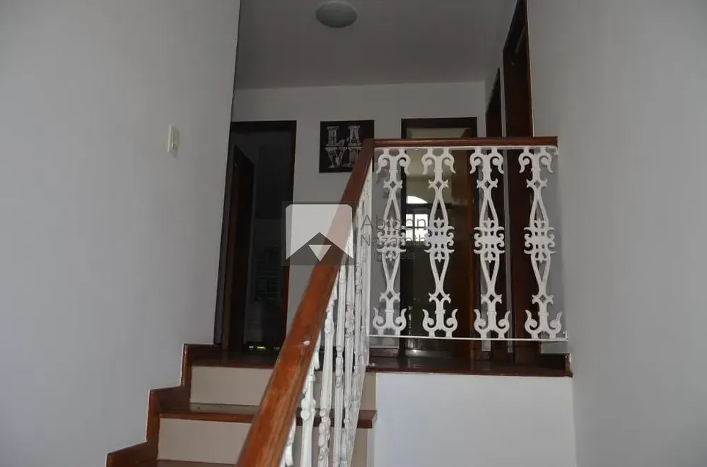 Casa, 4 quartos, 250 m² - Foto 13