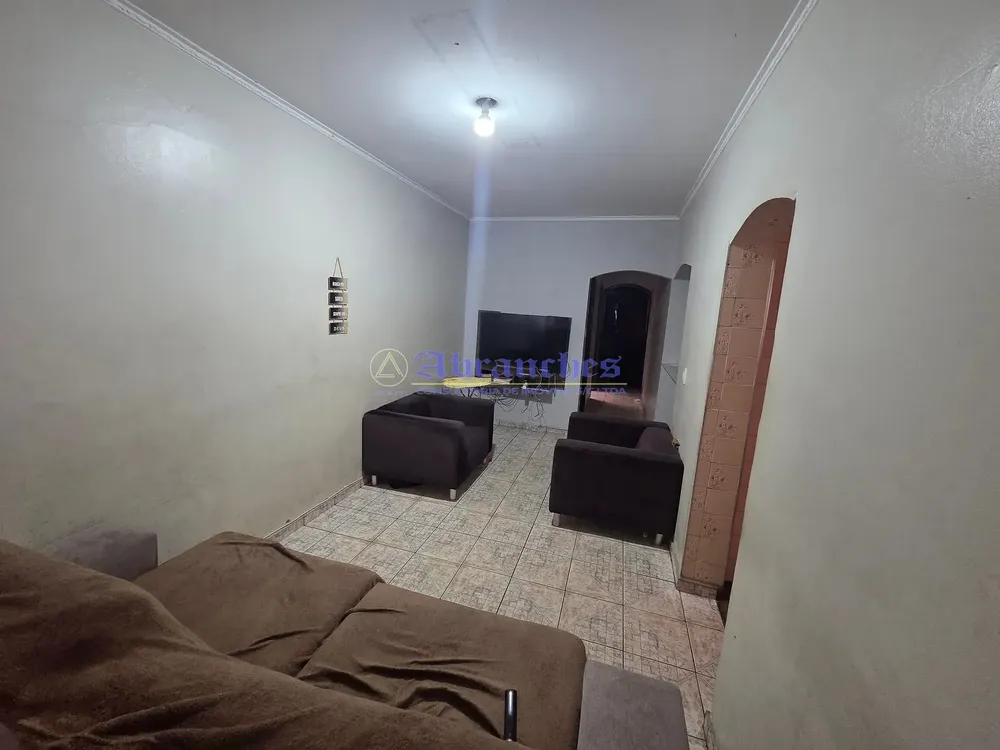 Casa, 3 quartos, 161 m² - Foto 2