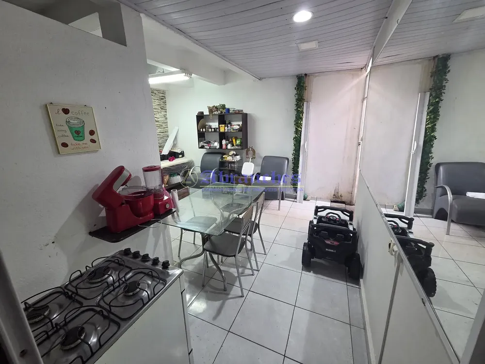 Casa, 3 quartos, 161 m² - Foto 1