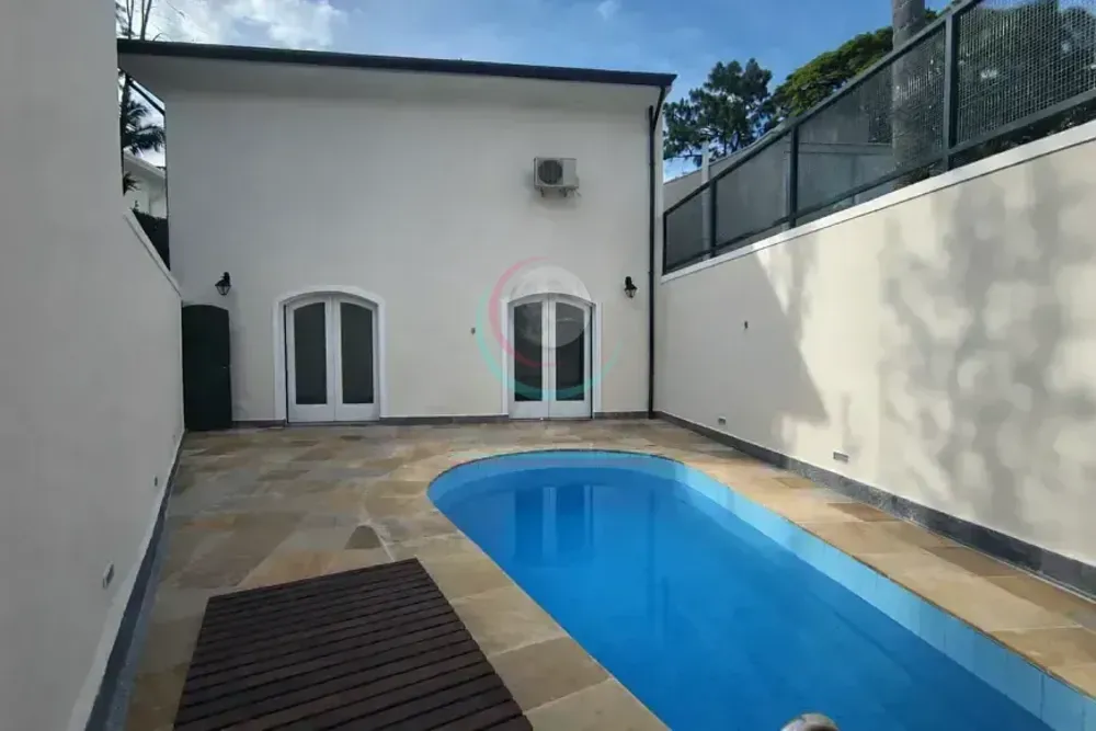 Sobrado, 3 quartos, 344 m² - Foto 1