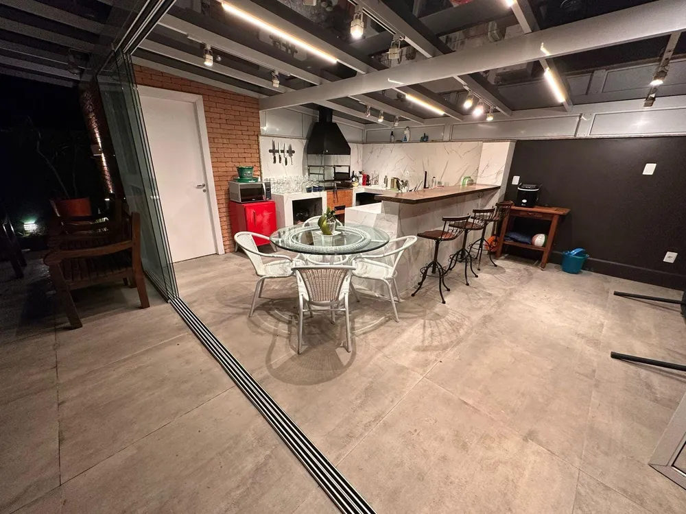 Cobertura, 3 quartos, 207 m² - Foto 13