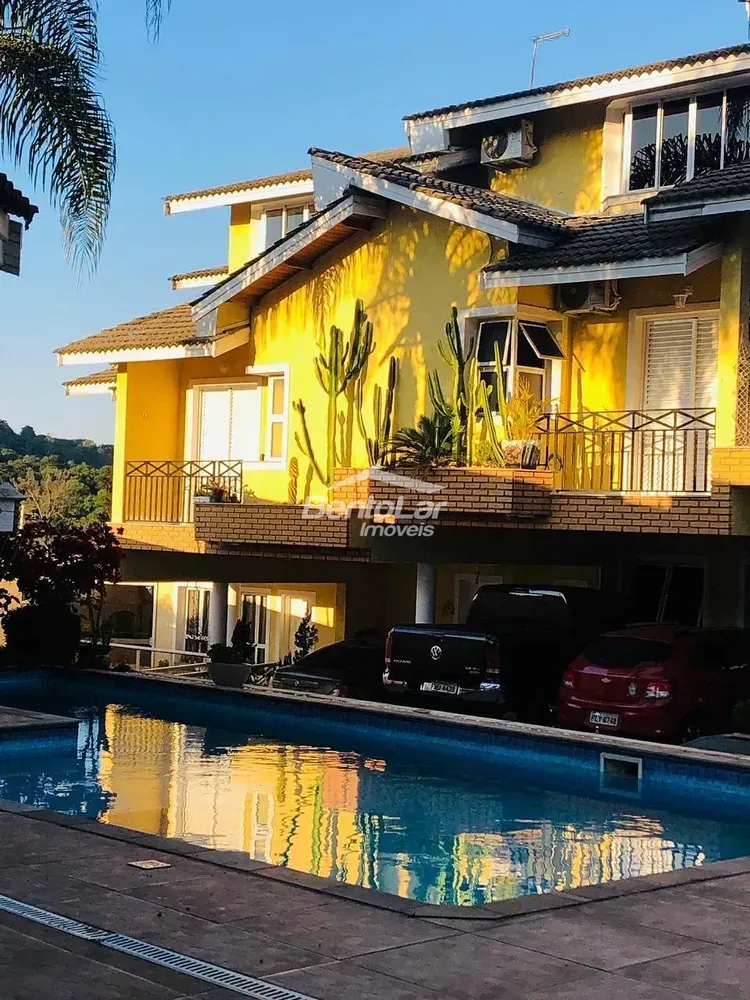 Sobrado, 3 quartos, 240 m² - Foto 1