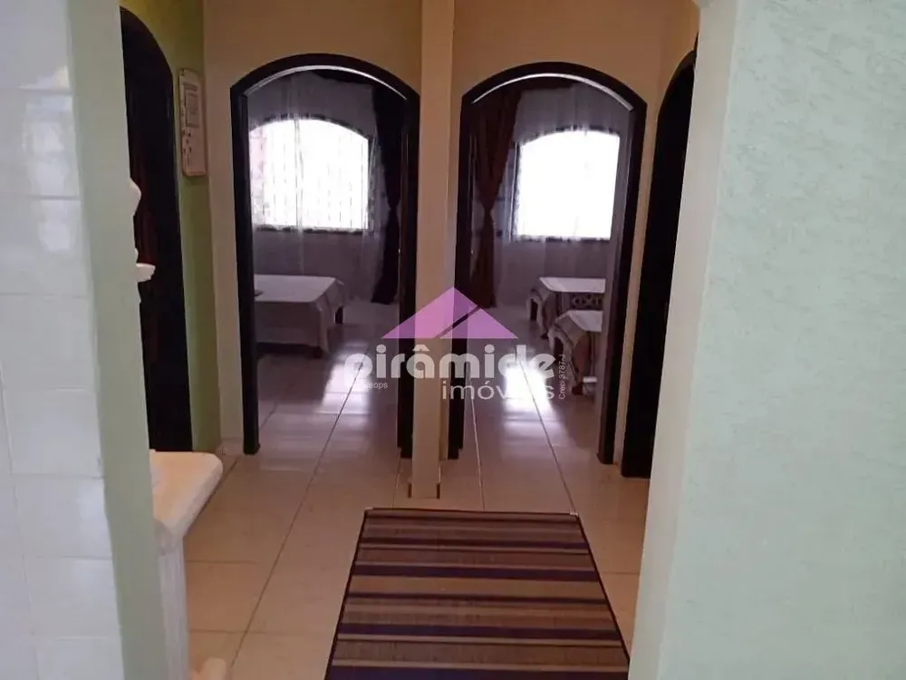 Casa, 6 quartos, 700 m² - Foto 1