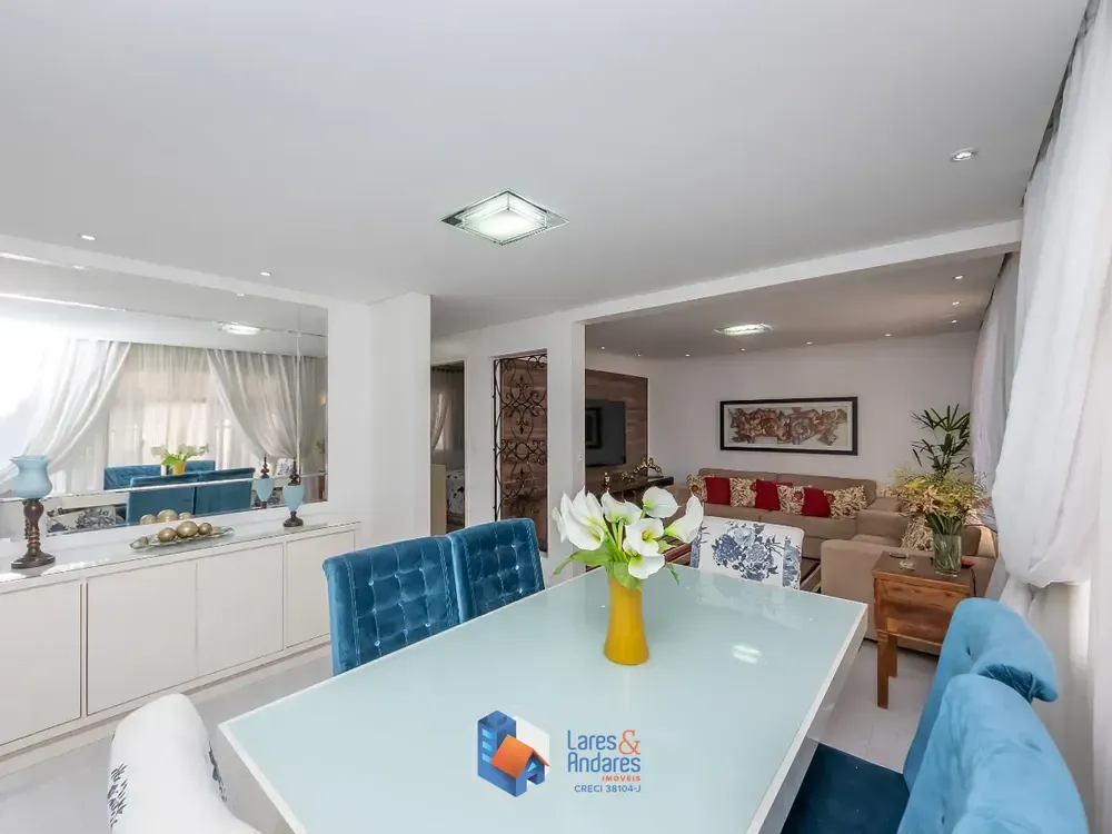 Casa, 2 quartos, 219 m² - Foto 1