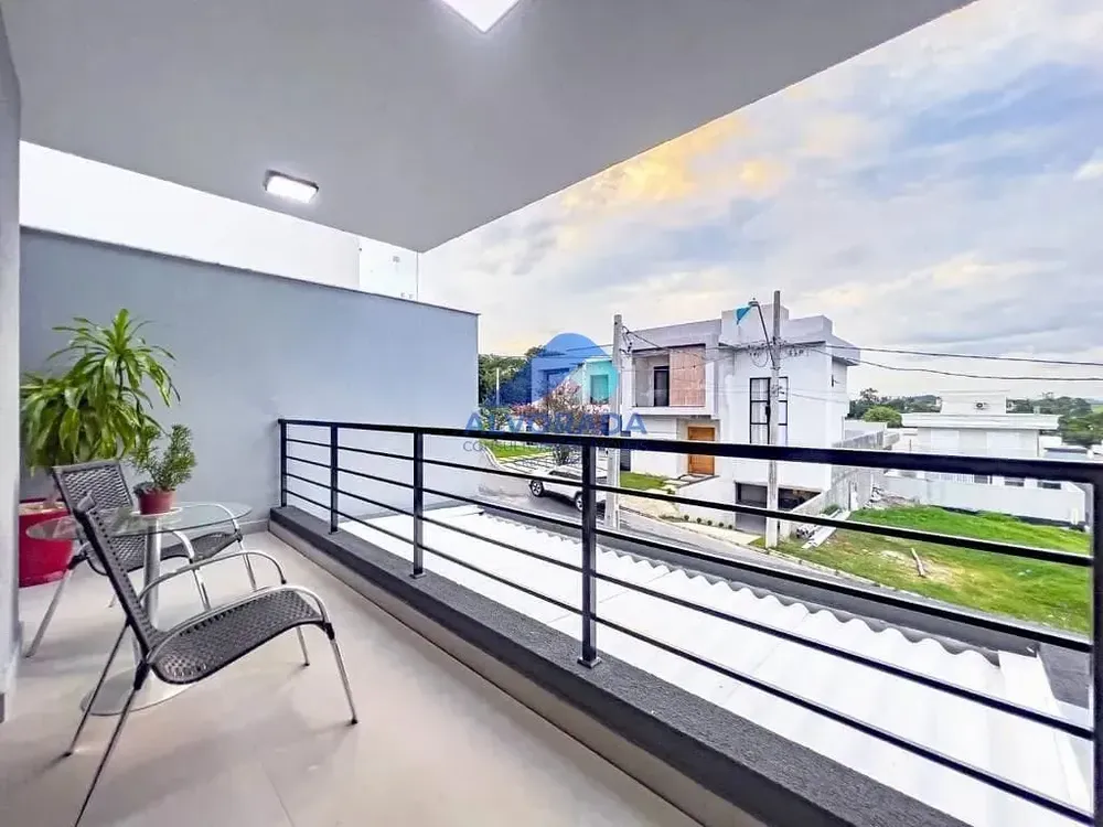 Sobrado, 3 quartos, 212 m² - Foto 2