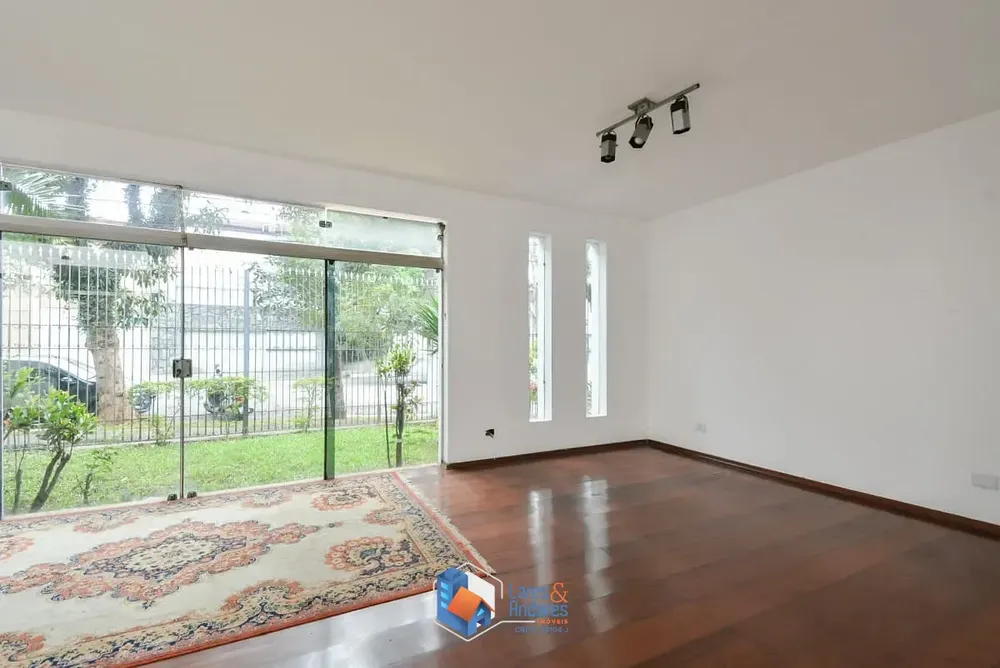 Sobrado, 4 quartos, 331 m² - Foto 1