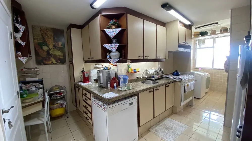 Cobertura, 3 quartos, 251 m² - Foto 11