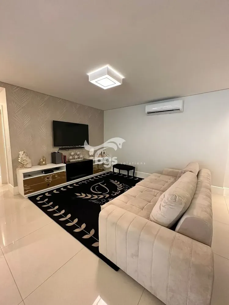 Apartamento, 3 quartos, 200 m² - Foto 1