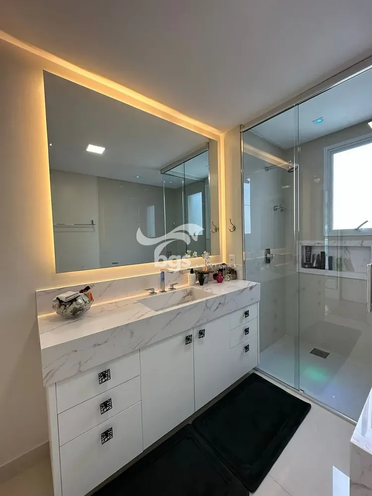 Apartamento, 3 quartos, 200 m² - Foto 2