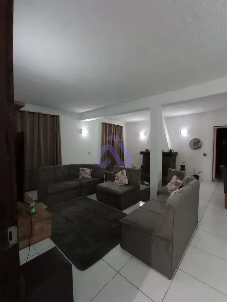 Sítio, 4 quartos, 1200 m² - Foto 1