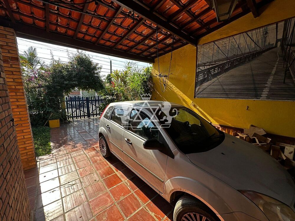 Casa à venda com 2 quartos, 117m² - Foto 3