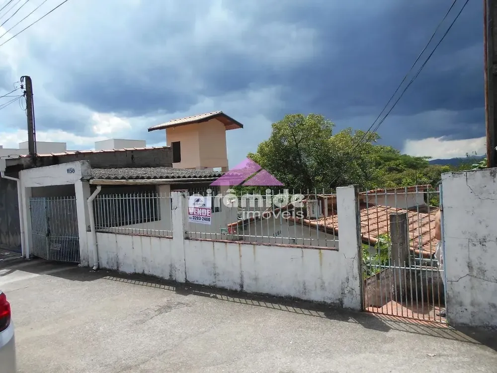 Casa, 3 quartos, 130 m² - Foto 1