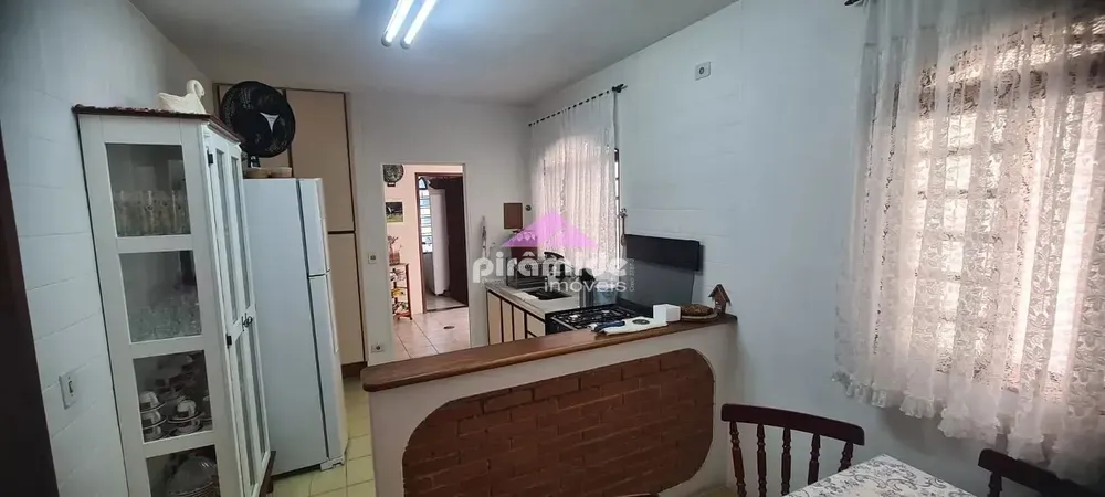 Casa, 3 quartos, 133 m² - Foto 2