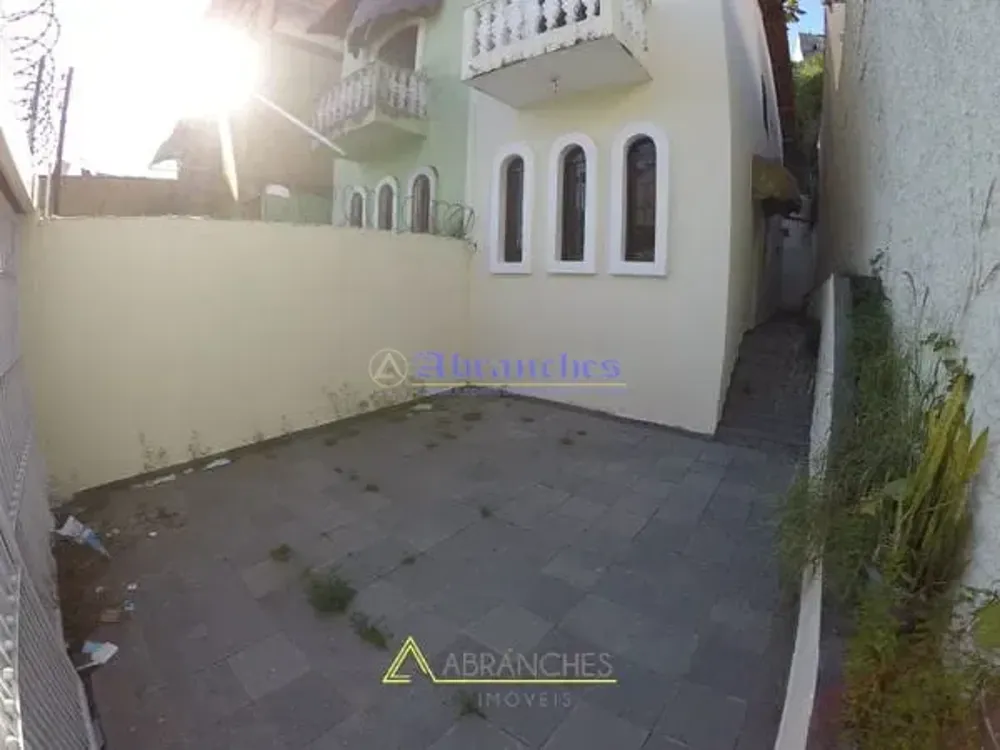 Casa, 3 quartos, 95 m² - Foto 1
