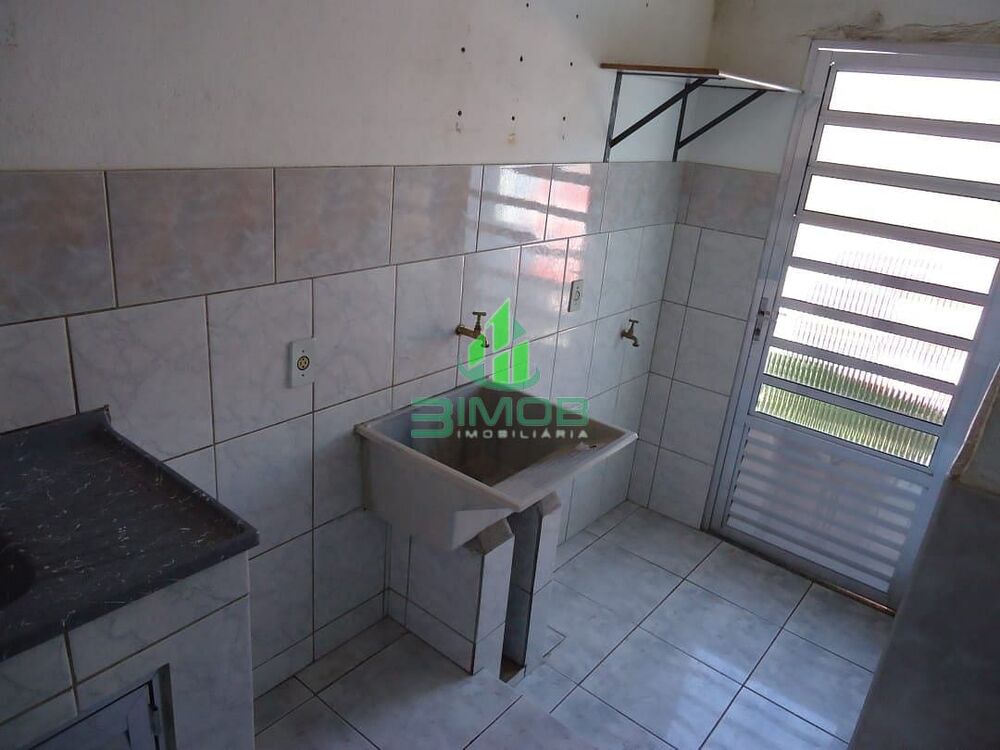 Sobrado à venda com 2 quartos, 100m² - Foto 3
