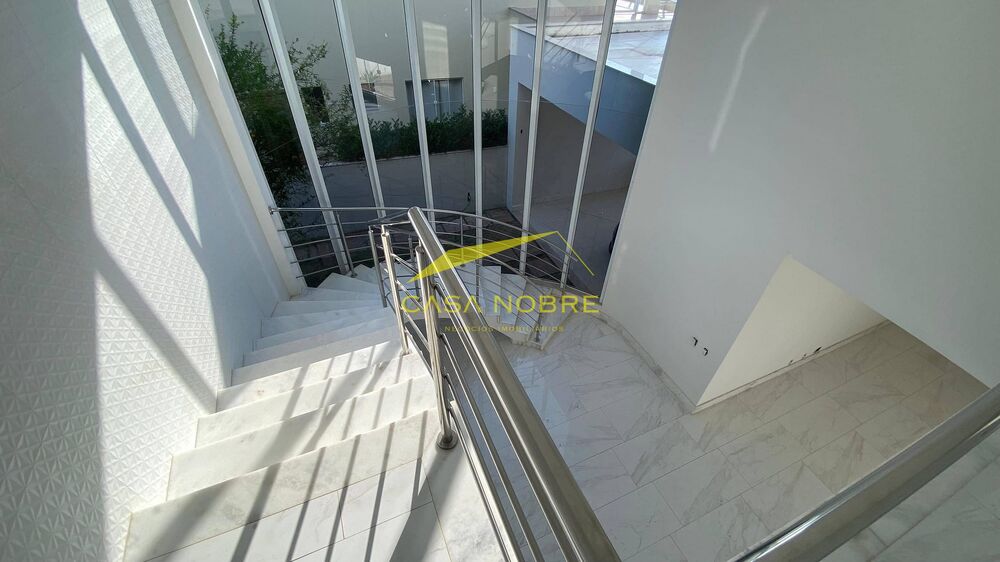 Casa à venda com 5 quartos, 628m² - Foto 15