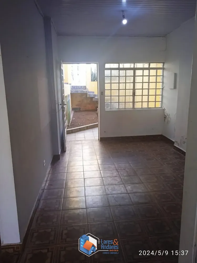 Casa, 4 quartos, 168 m² - Foto 1