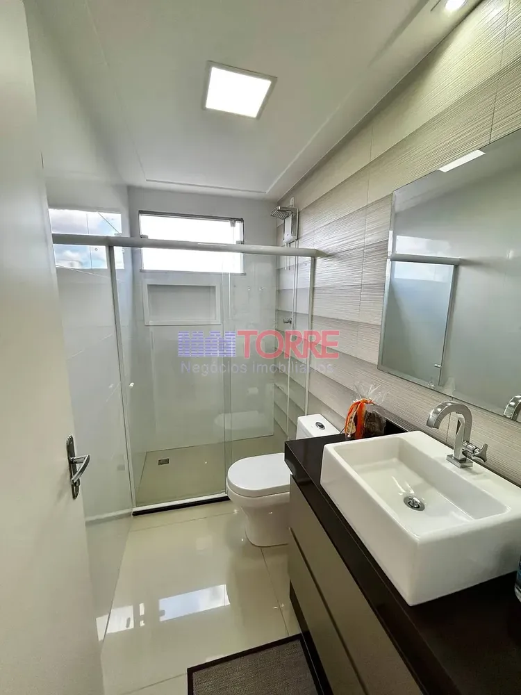 Casa, 3 quartos, 202 m² - Foto 3