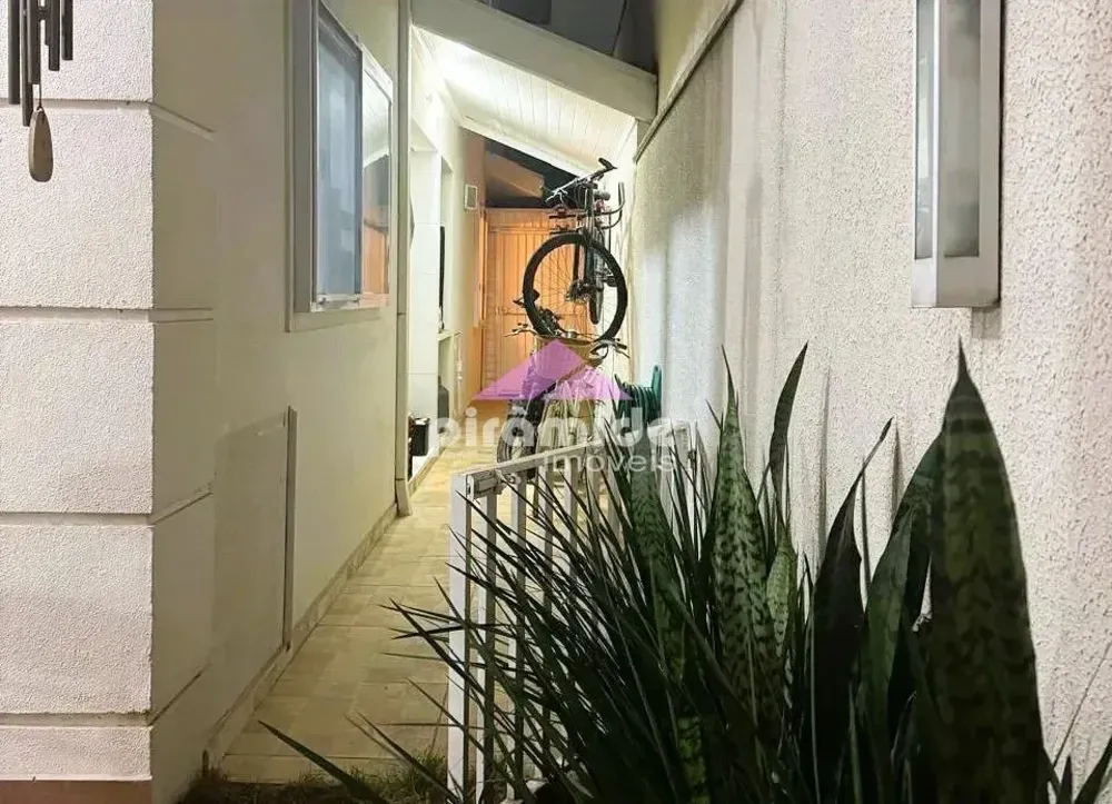 Casa, 3 quartos, 130 m² - Foto 2