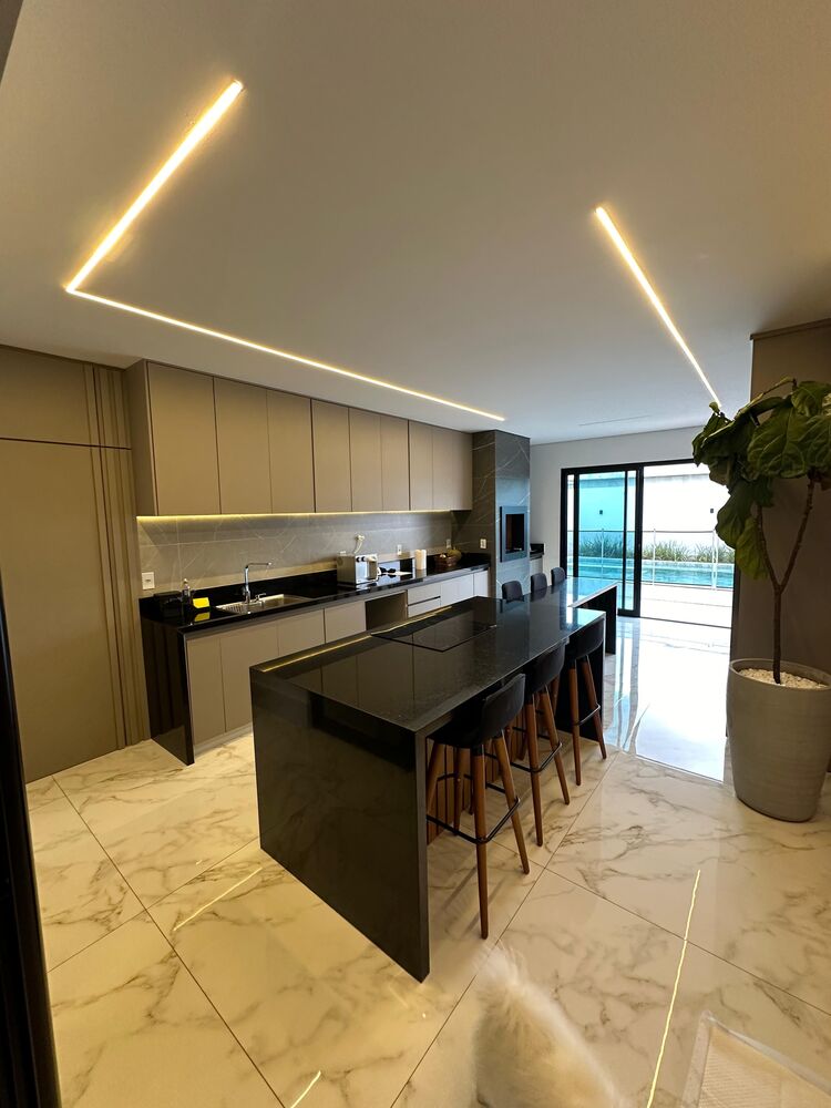 Casa à venda com 3 quartos, 250m² - Foto 21