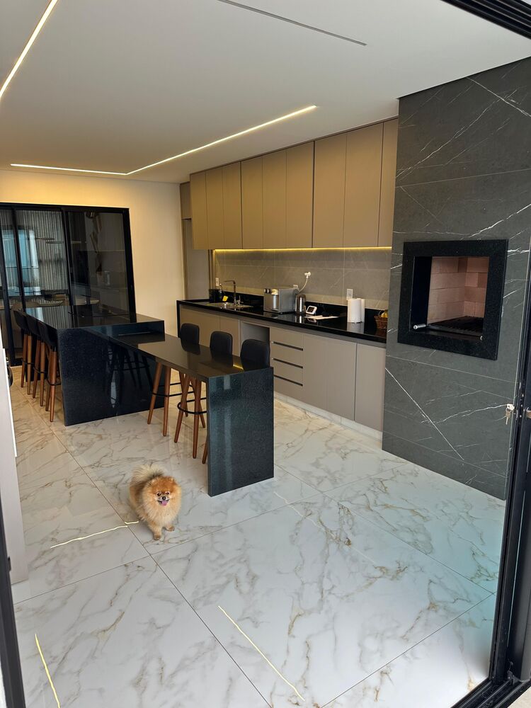 Casa à venda com 3 quartos, 250m² - Foto 15