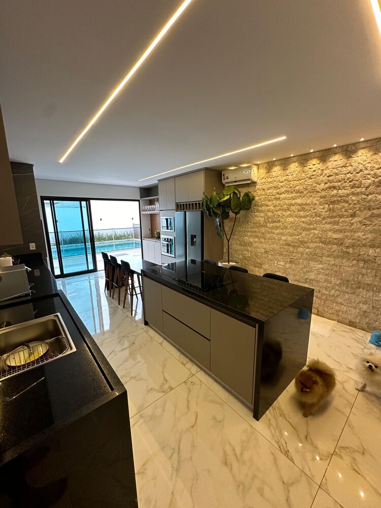 Casa à venda com 3 quartos, 250m² - Foto 25