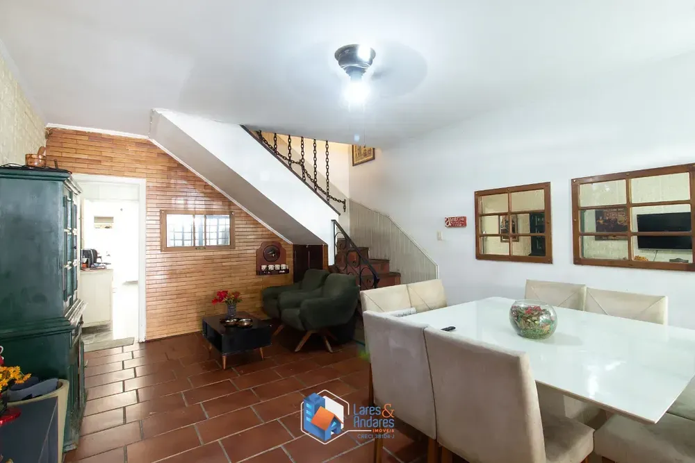 Casa, 3 quartos, 160 m² - Foto 1