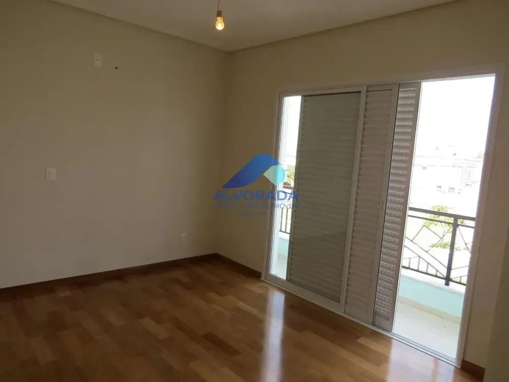 Sobrado, 4 quartos, 252 m² - Foto 2