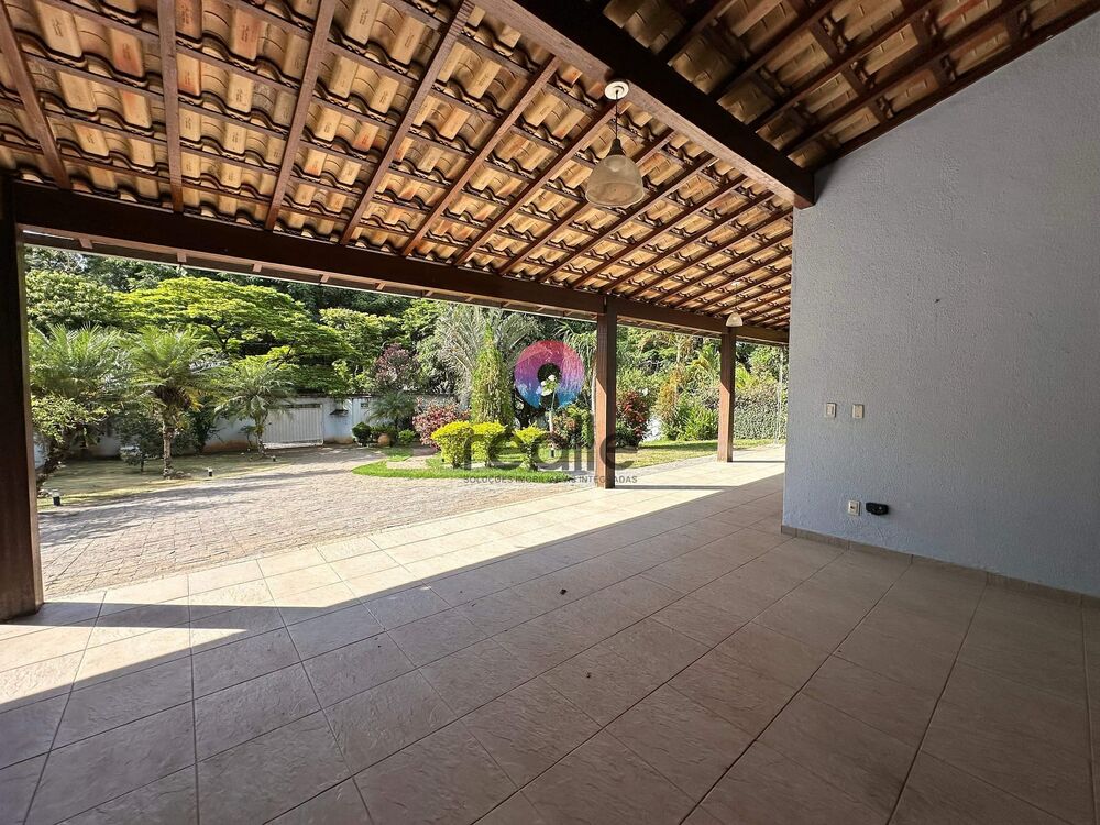 Casa para alugar com 5 quartos, 500m² - Foto 8