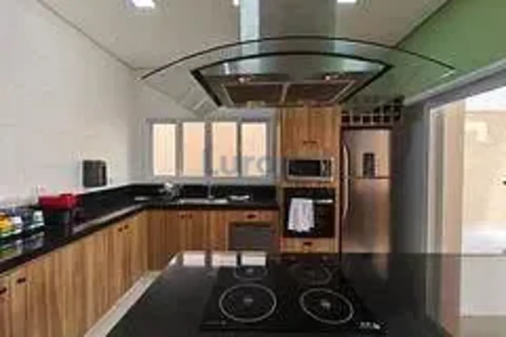 Sobrado, 3 quartos, 221 m² - Foto 2