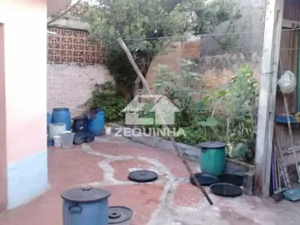 Casa, 4 quartos, 237 m² - Foto 2