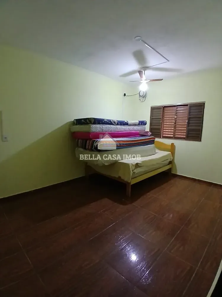 Chácara, 2 quartos, 1080 m² - Foto 2