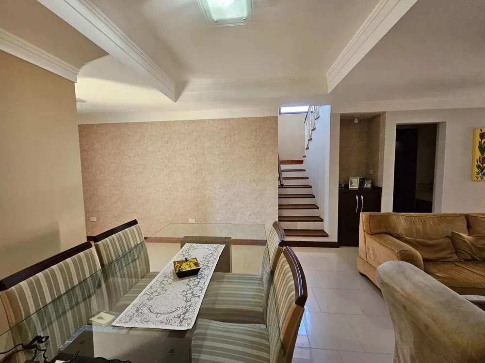 Apartamento, 3 quartos, 207 m² - Foto 2