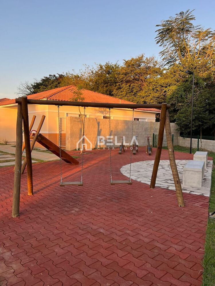 Casa à venda com 2 quartos, 68m² - Foto 6
