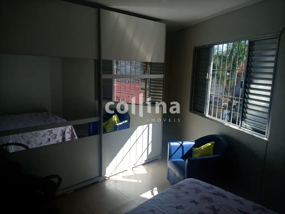 Casa, 5 quartos, 185 m² - Foto 1