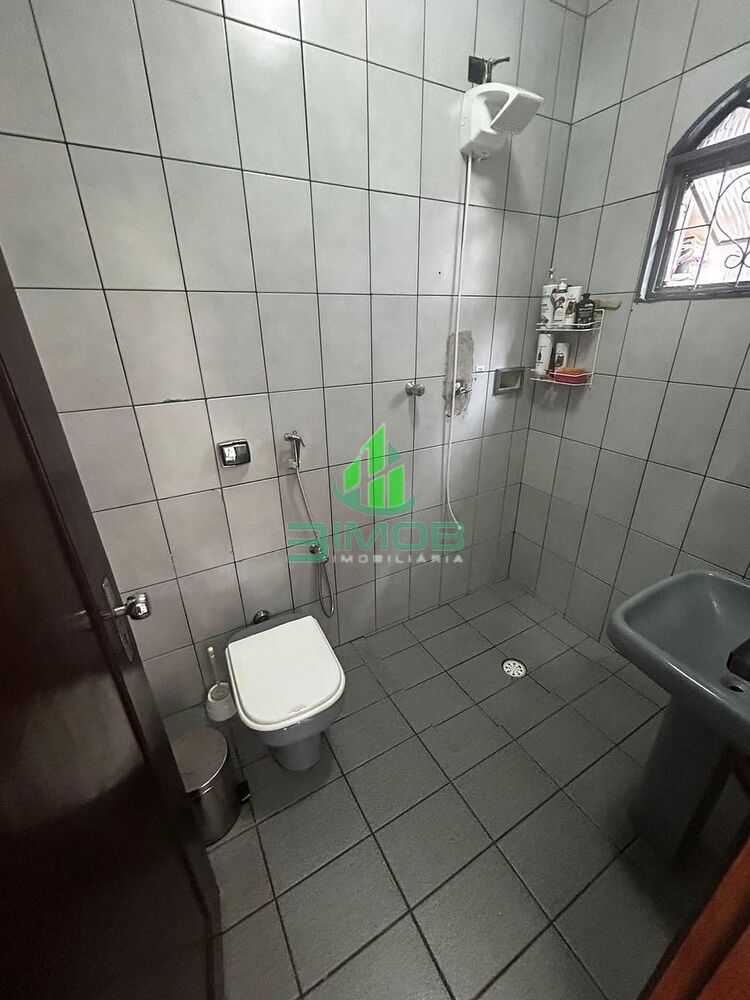 Casa à venda com 2 quartos, 60m² - Foto 6
