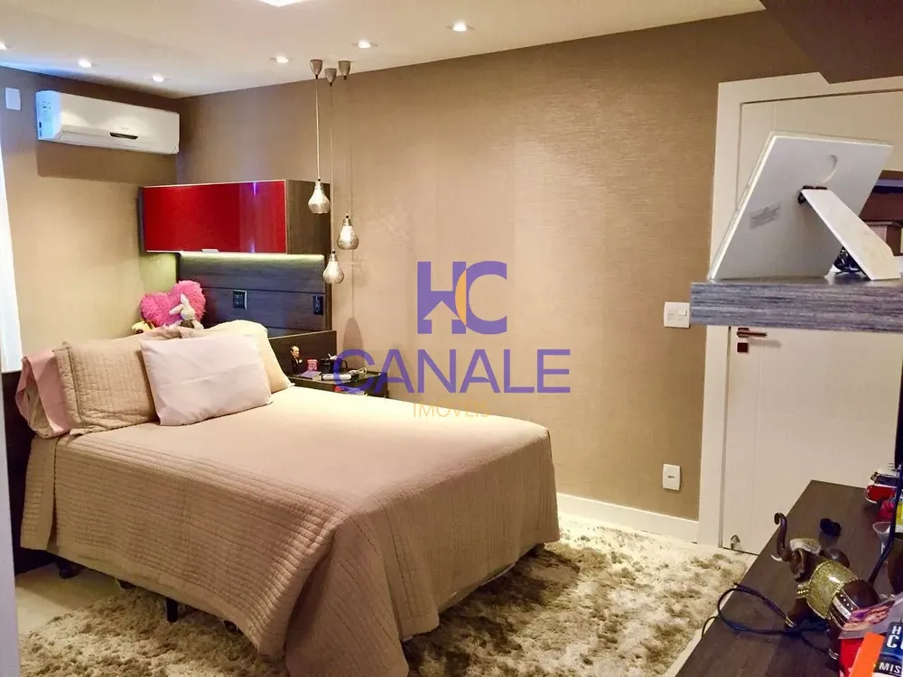 Casa, 5 quartos, 617 m² - Foto 1