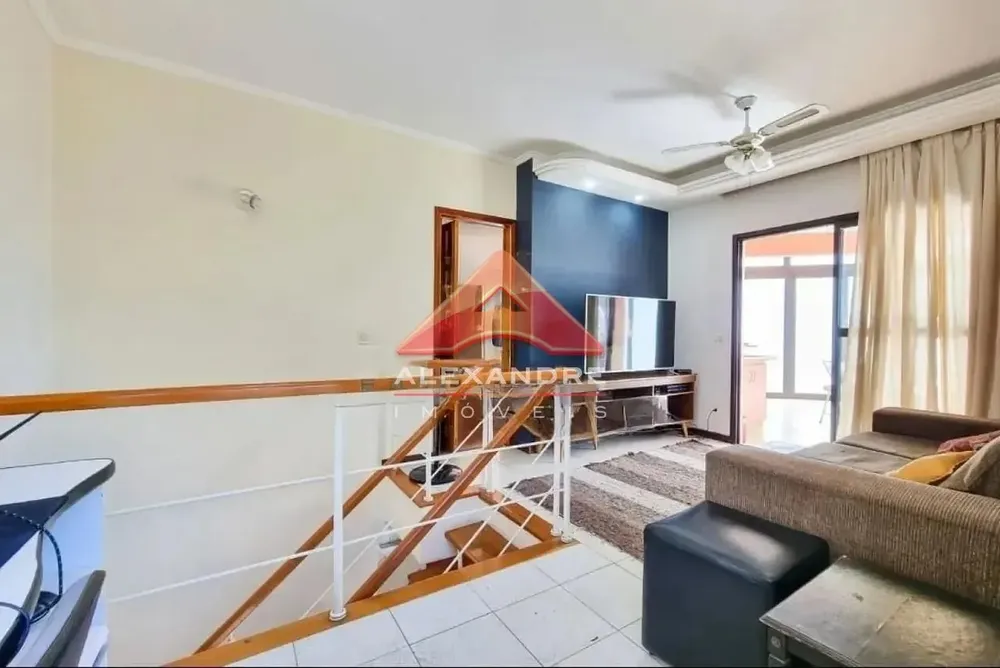 Apartamento, 3 quartos, 280 m² - Foto 2