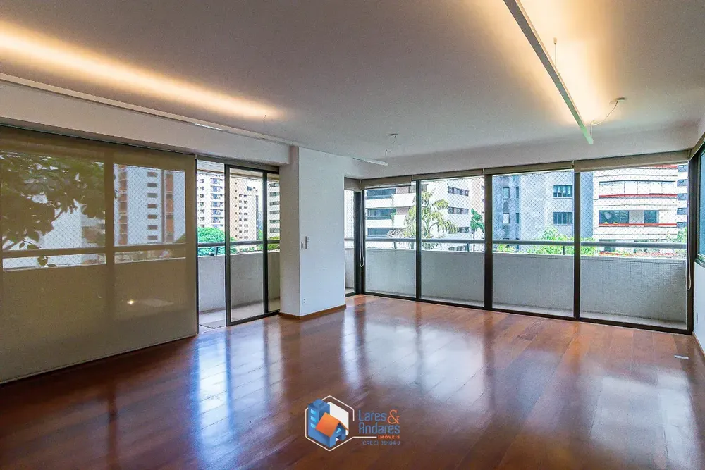 Apartamento, 3 quartos, 287 m² - Foto 1