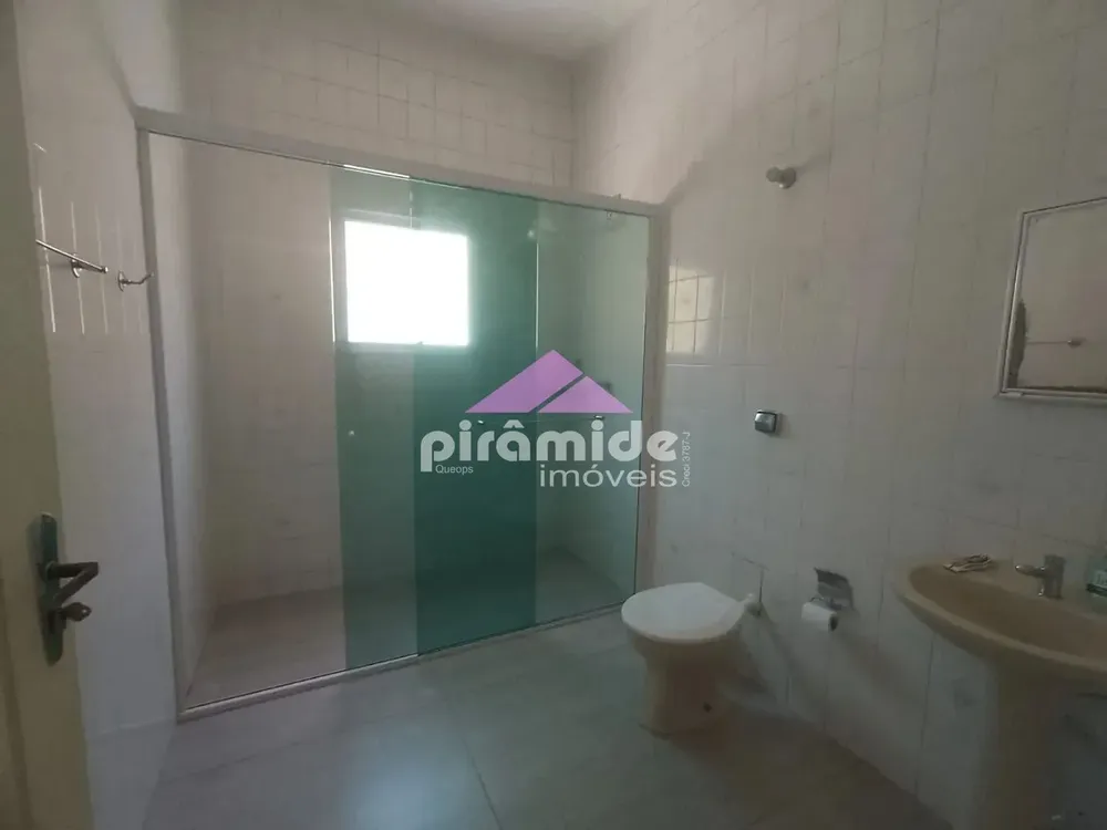 Casa, 3 quartos, 230 m² - Foto 2
