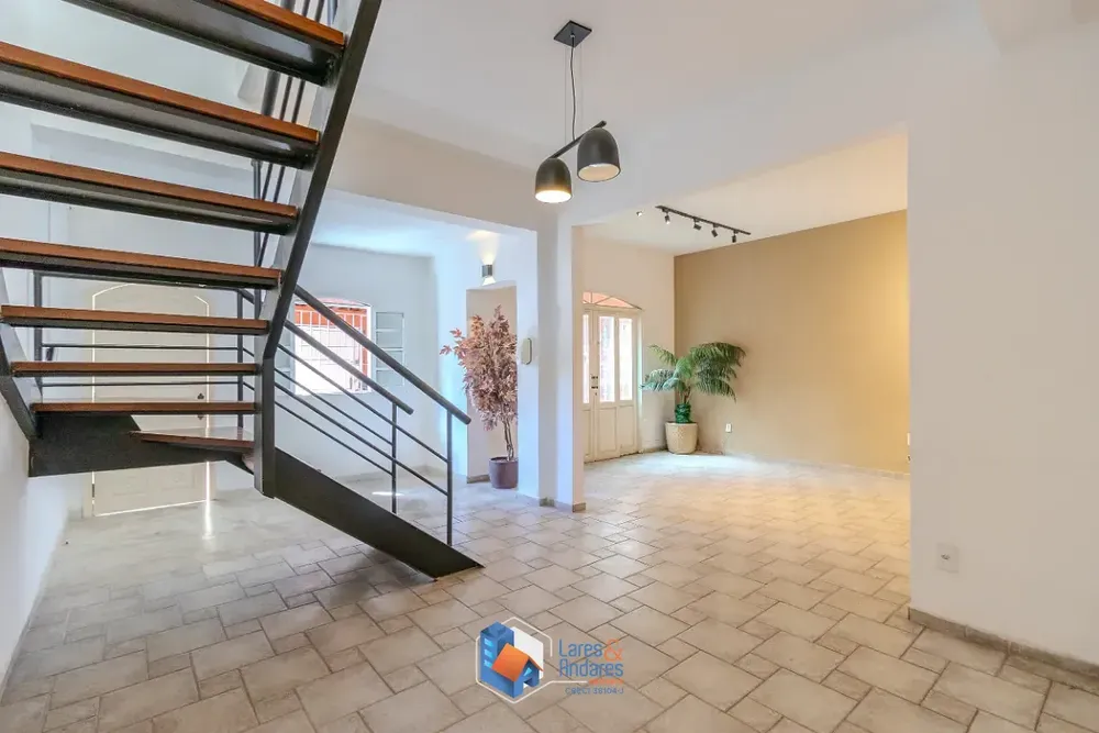 Casa, 3 quartos, 263 m² - Foto 4