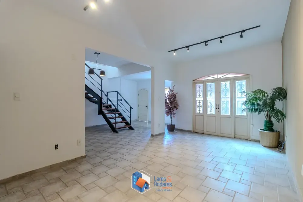 Casa, 3 quartos, 263 m² - Foto 3